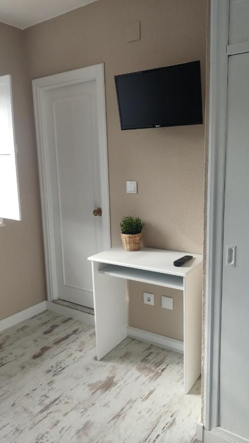 Hotel Roman Naveces ภายนอก รูปภาพ